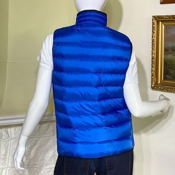Tommy Hilfiger Reversible Down Puffer Vest - Picture 9 of 16